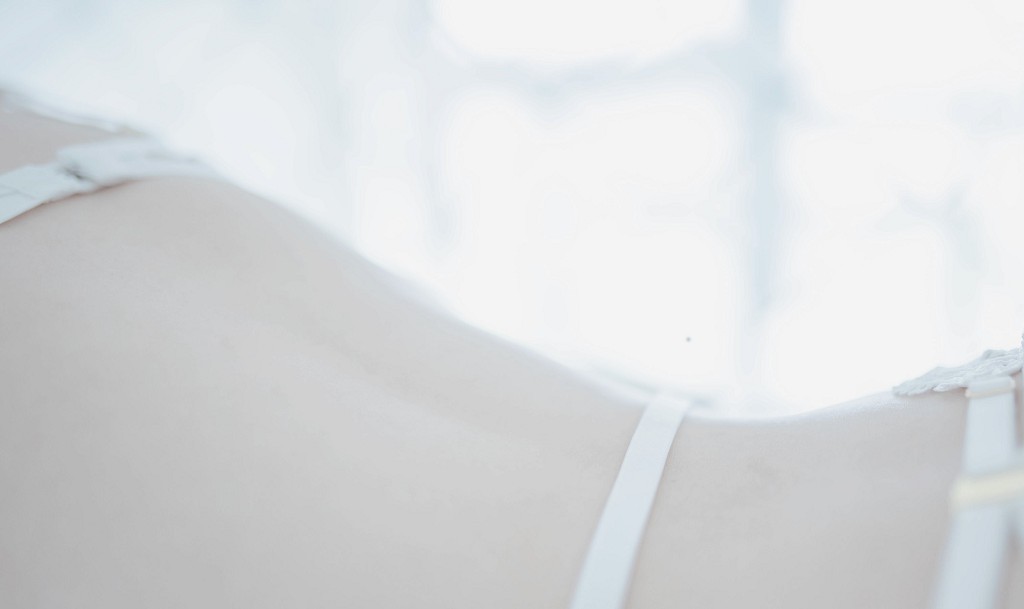 Your Fu Qing's "White Lace Private Room" [COSPLAY Benefits] Photobook [33P