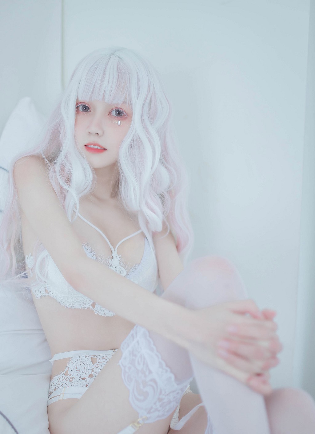 Your Fu Qing's "White Lace Private Room" [COSPLAY Benefits] Photobook [33P