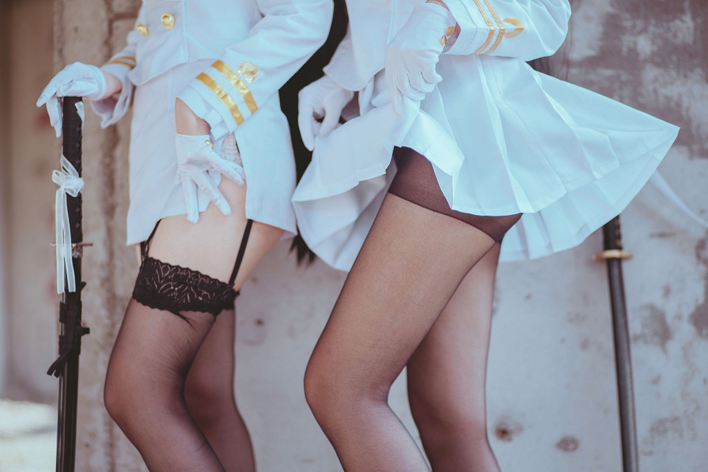 Ono no Imoko w: There is a Mastiff Inside [Cosplay Beauty] Photobook [72P