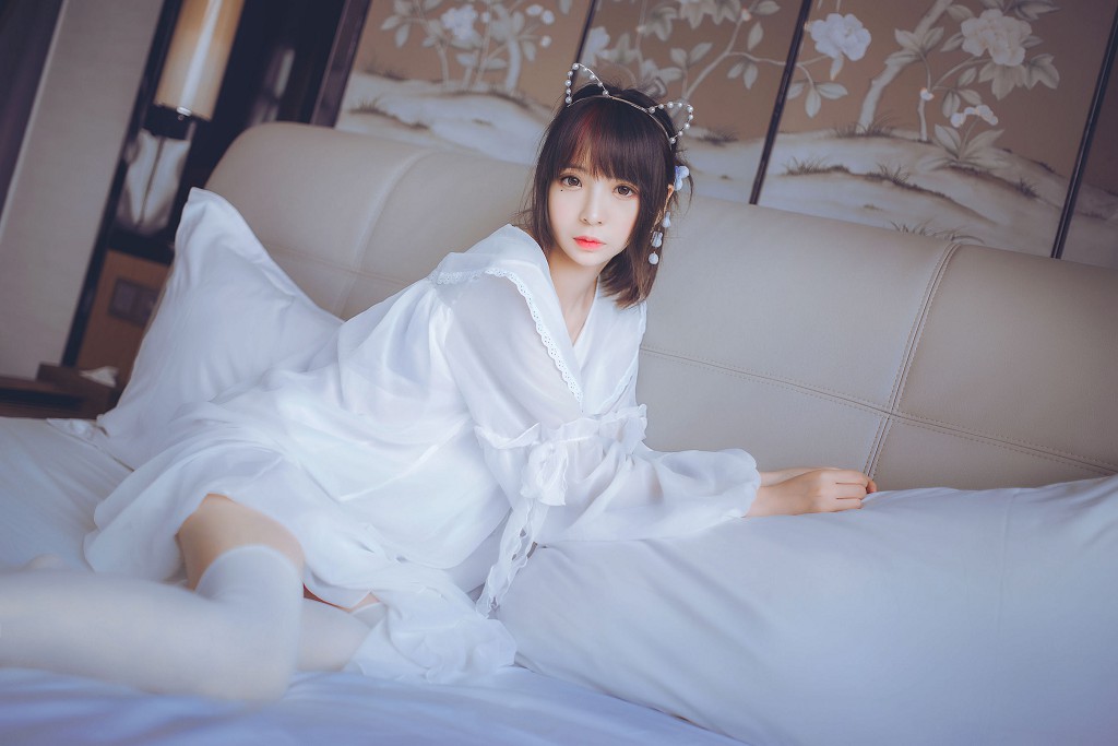 瘋貓ss《睡衣與浴室的水手服》 [蘿莉COS] 寫真集[45P
