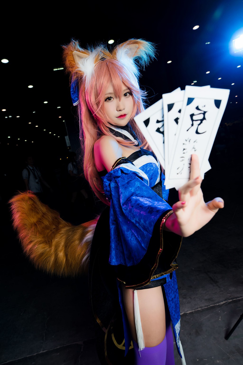 腐団儿イカロス《霞ヶ丘詩羽 + 玉藻前 + 甄姫》 [コスプレ美女] 写真集[11P