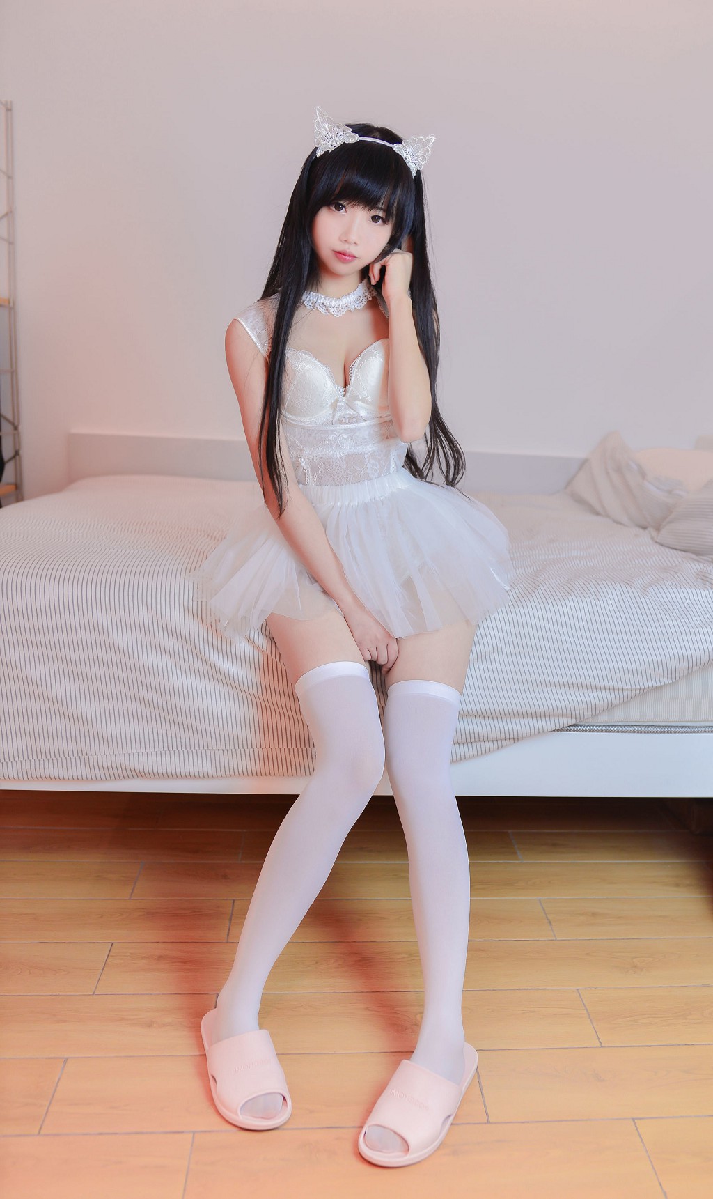 Tuyết Kỳ SAMA 《Cô Gái Hệ Mèo Trắng》 [Welfare COSPLAY] Tập ảnh [31P
