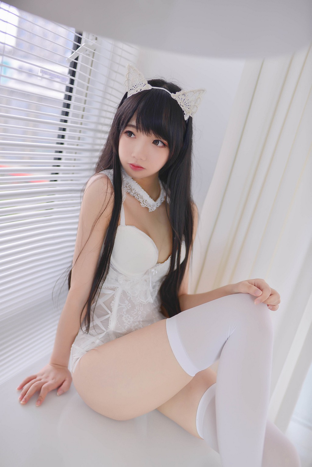 雪琪SAMA《貓系少女白貓》 [福利COSPLAY] 寫真集[31P