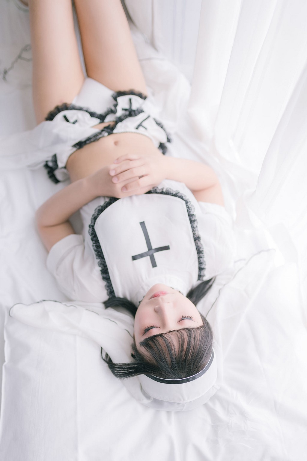 COSER抱走莫子aa《純白修女》 [COSPLAY美女] 寫真集[42P