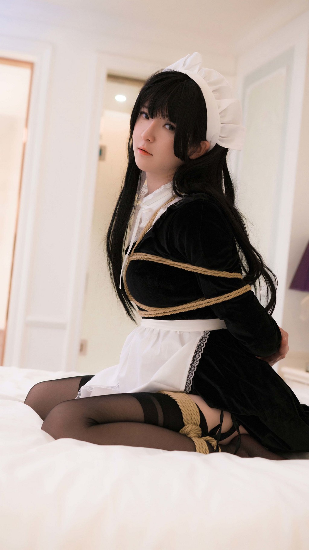一小央澤《束縛》 [COSPLAY攝影] 寫真集[31P