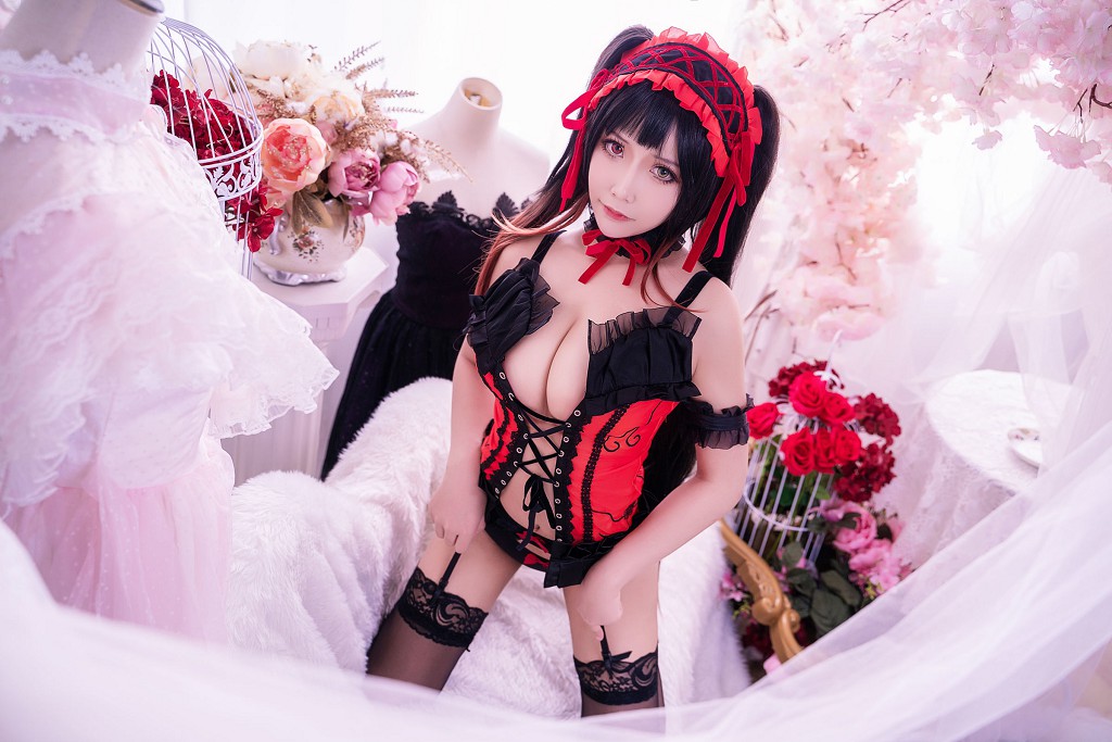 Ôm đi Mo Zi aa: Kurumi Đen Lace [Cô gái Cosplay] Tập ảnh [38P