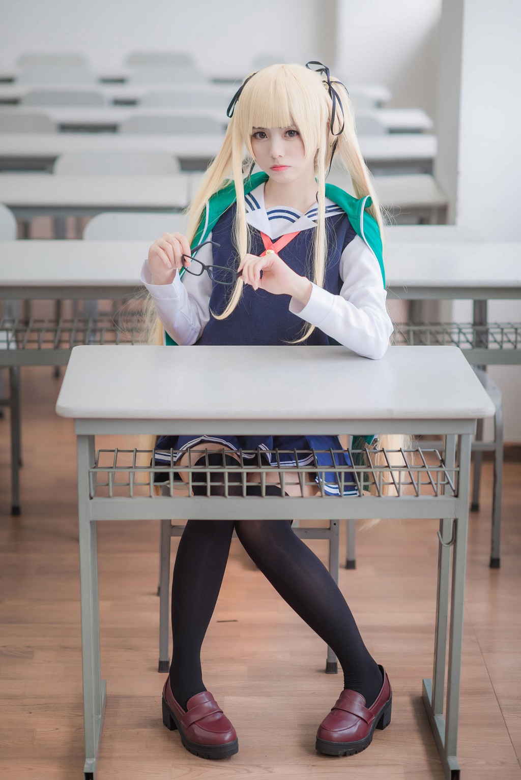 白金Saki 《校服》 [COSPLAY福利] 寫真集[29P