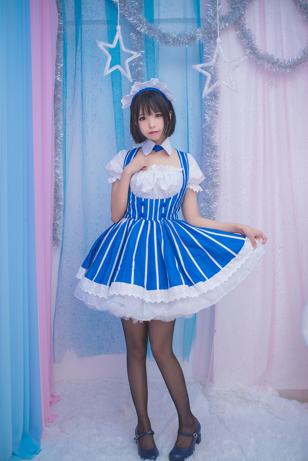 Bạch Kim Saki: Nữ Hầu [COSPLAY Phúc Lợi] Sổ Ảnh [21P