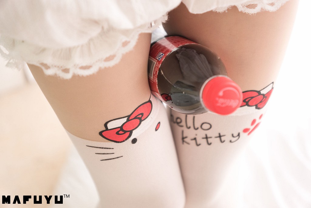 神楽坂真冬『猫爪白絲シリーズ』 [コスプレ美女] 写真集[100P