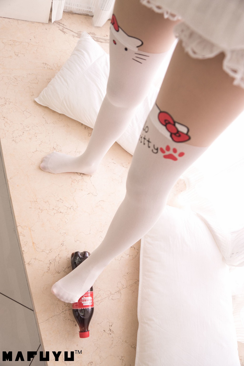 神楽坂真冬『猫爪白絲シリーズ』 [コスプレ美女] 写真集[100P