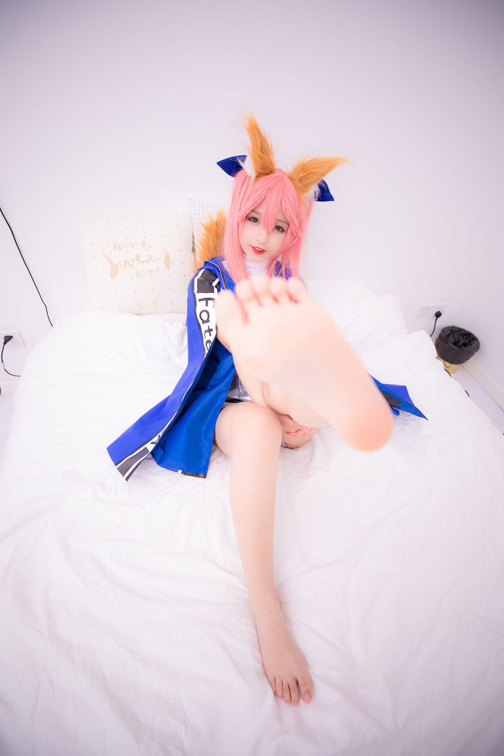 神楽坂真冬《目標はあなた、エンジン全開！！》 [ロリータコスプレ] 写真集[150P