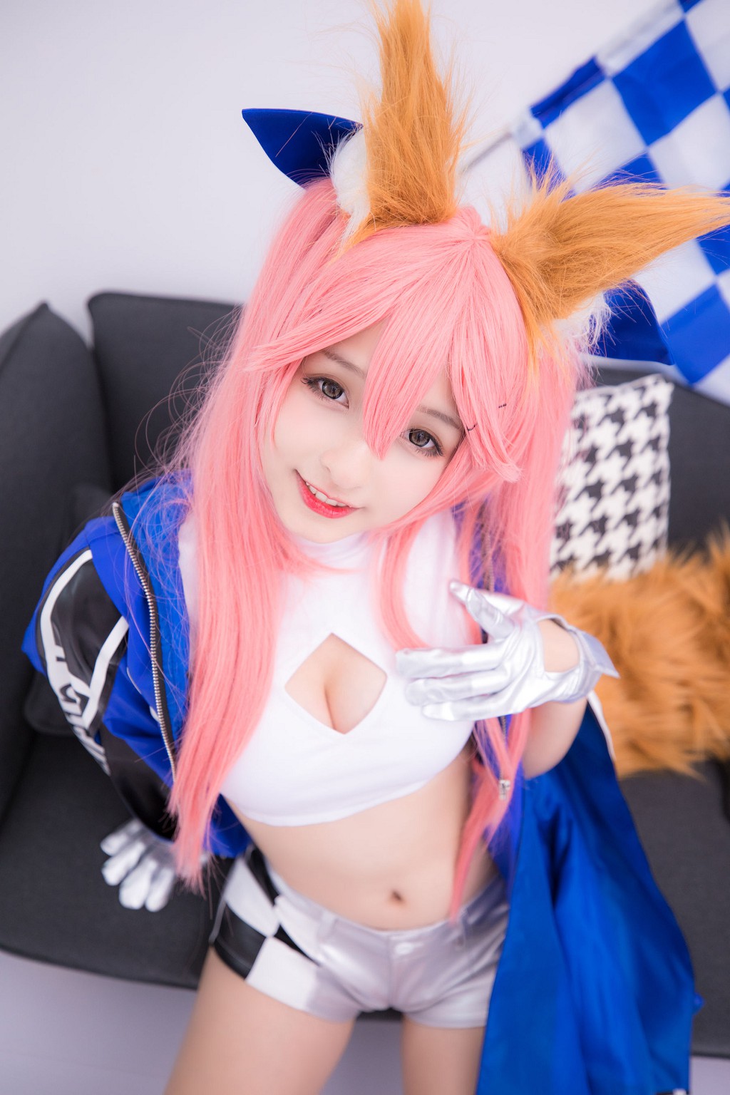 神楽坂真冬《目標はあなた、エンジン全開！！》 [ロリータコスプレ] 写真集[150P