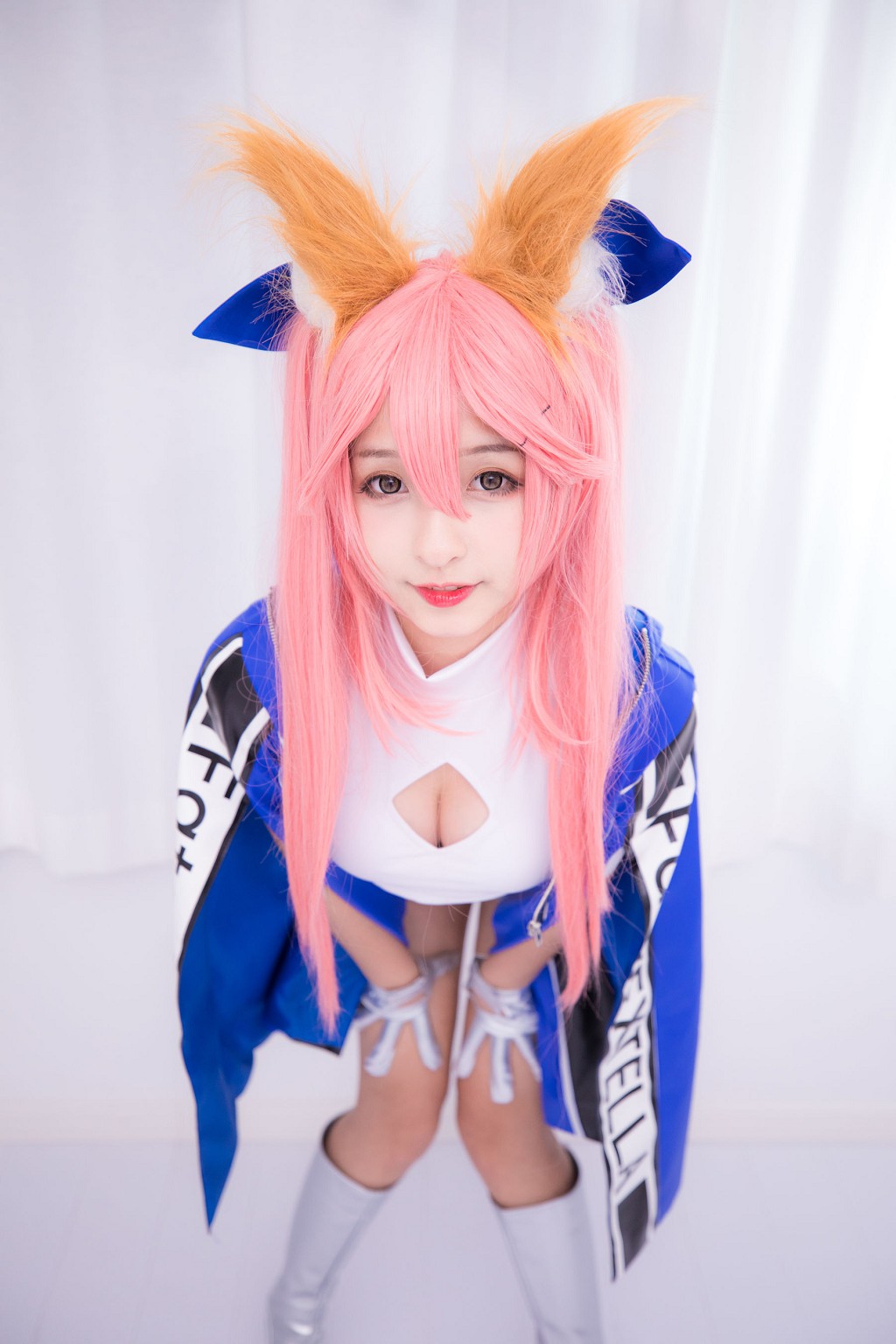 神楽坂真冬《目標はあなた、エンジン全開！！》 [ロリータコスプレ] 写真集[150P