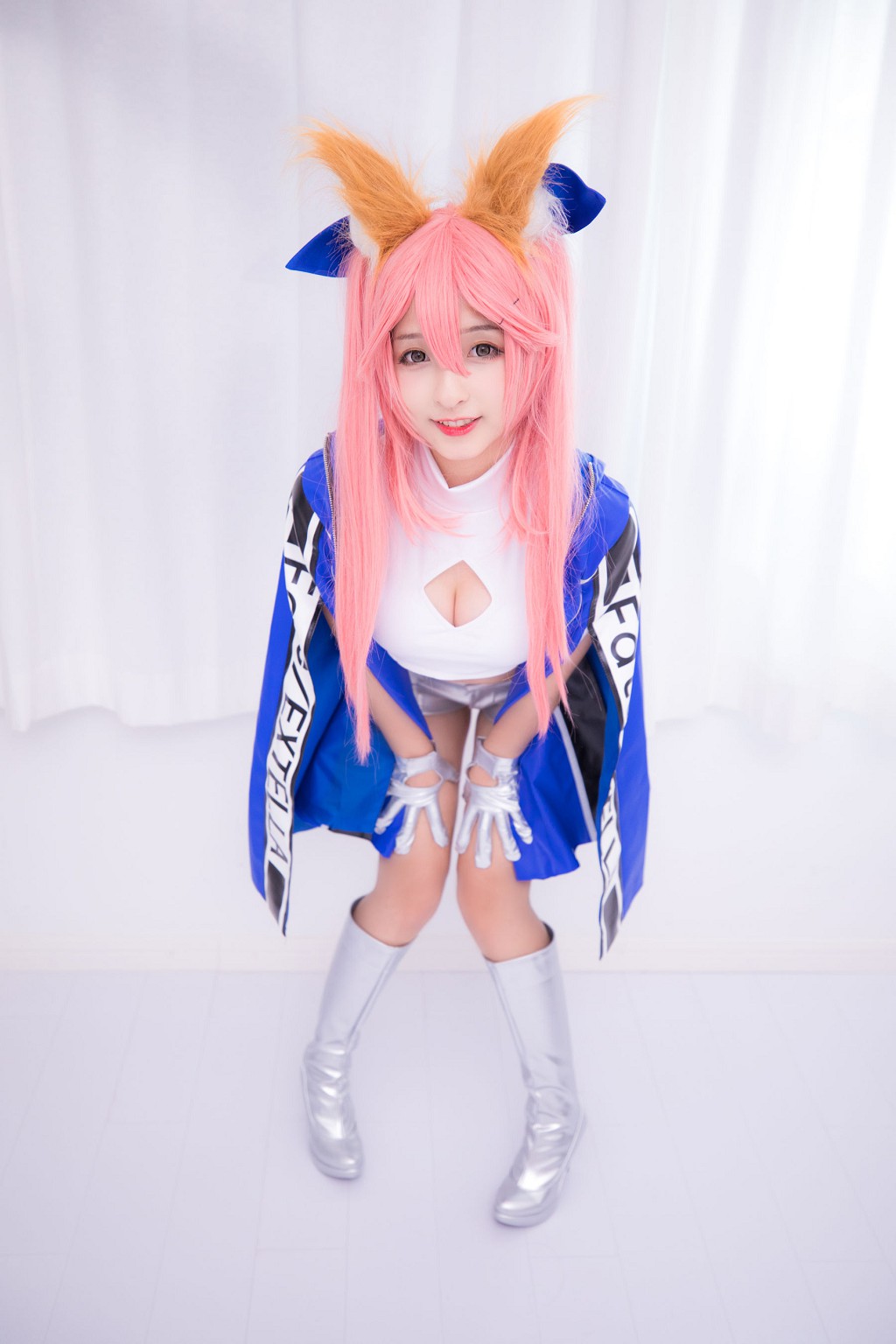 神楽坂真冬《目標はあなた、エンジン全開！！》 [ロリータコスプレ] 写真集[150P