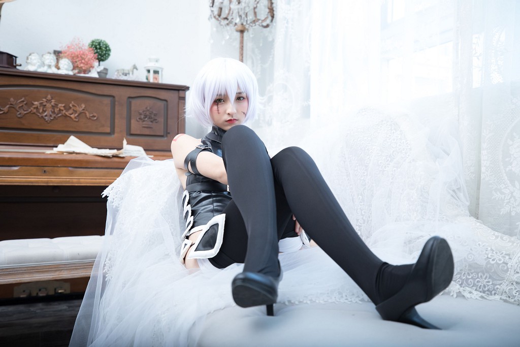 Kagurazaka Mafuyu 《Absolute Obedience (Fate Grand Order)》 [Cosplay Girl] Photo Book [150P