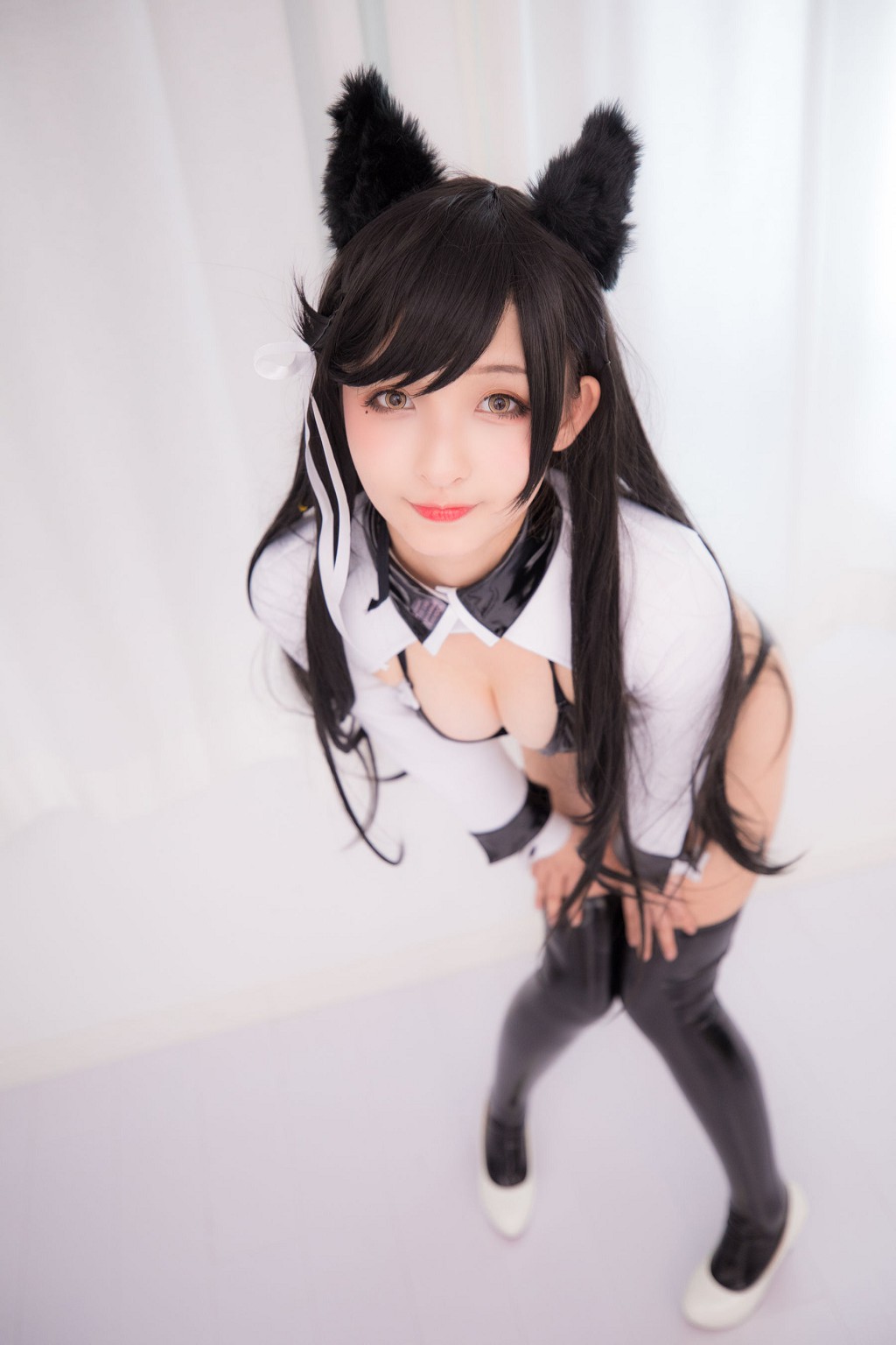 神楽坂真冬《アタゴ-ラテックス VER (ラテックスソックス)》 [ファンサービスCOSPLAY] 写真集[150P