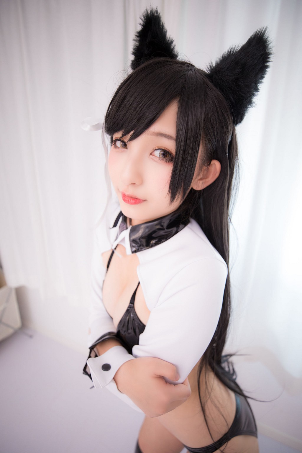 神楽坂真冬《アタゴ-ラテックス VER (ラテックスソックス)》 [ファンサービスCOSPLAY] 写真集[150P