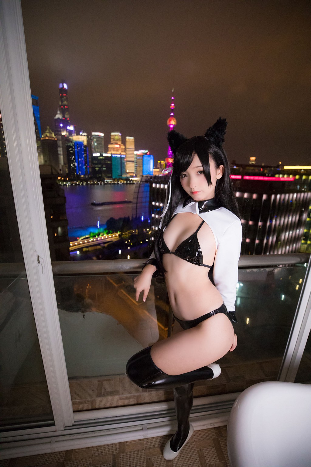 Kagurazaka Mafuyu 《ATAGO-LATEX VER (Rubber Socks)》 [Fan Service COSPLAY] Photo Book [150P