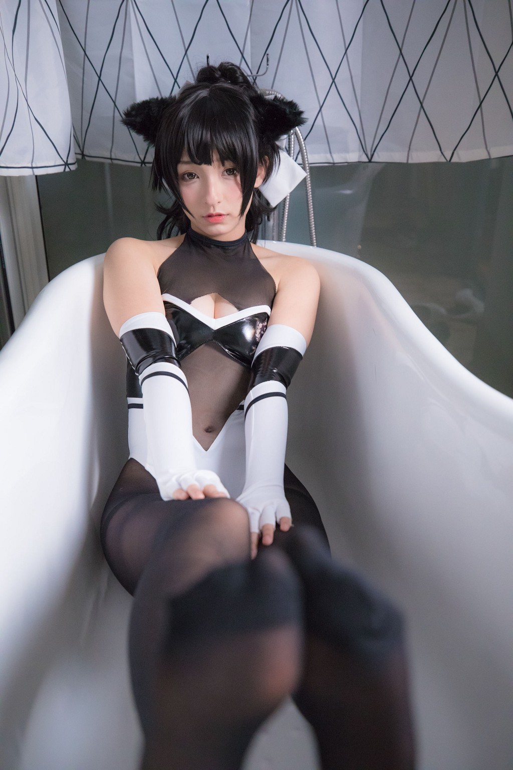神樂坂真冬《塔卡奧-緊身褲 VER (黑絲)》 [COSPLAY美女] 照片集[150P