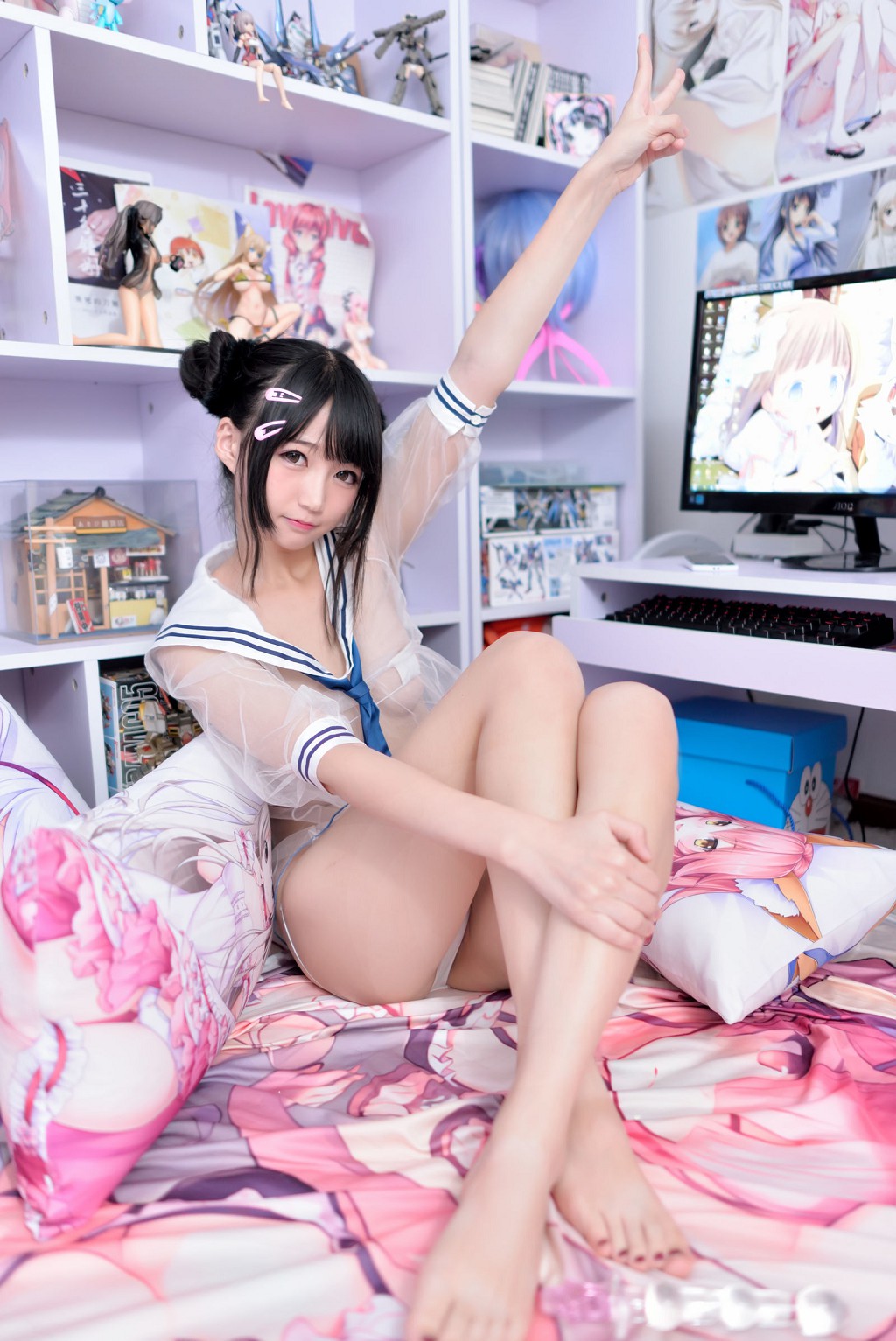 Nagesa Monster Girl: See-Through Sailor Uniform + Thong [COSPLAY Welfare] Photo Book [35P