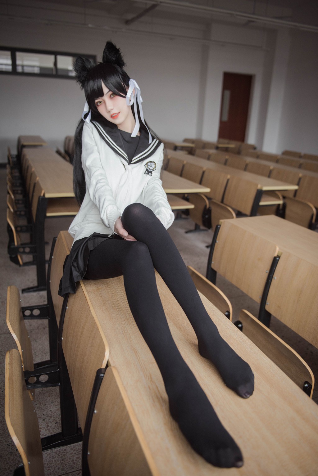 Your Fu Qing "Mashu Swimsuit Love on the Windowsill" [Cosplay Fan Service] Photo Book [44P