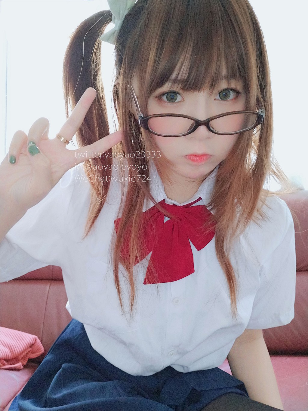 ヤオヤオレヨヨ《清純JK小学生》 [コスプレ美女] 写真集[60P