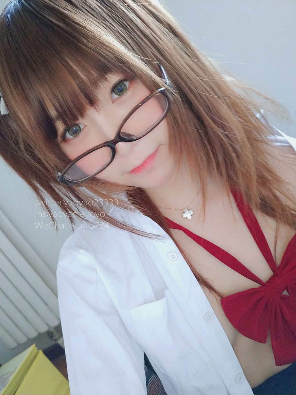 ヤオヤオレヨヨ《清純JK小学生》 [コスプレ美女] 写真集[60P