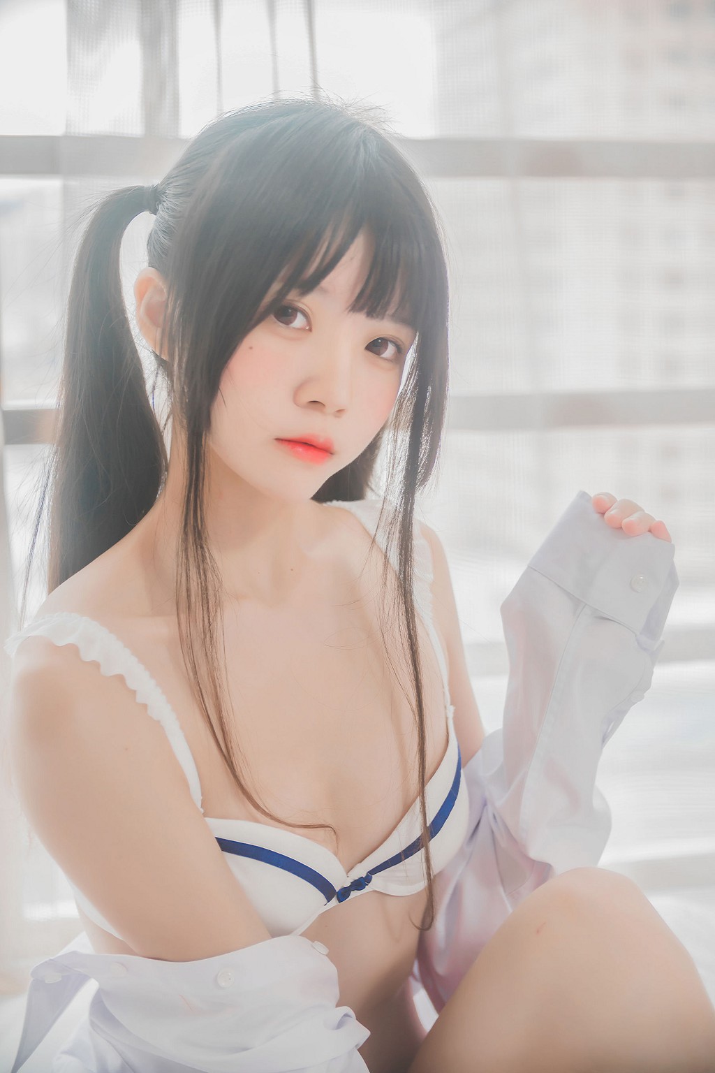 Sakurato Meow "White Shirt Twin Tails" [ belle ta Cosplay] Photo Book [47P