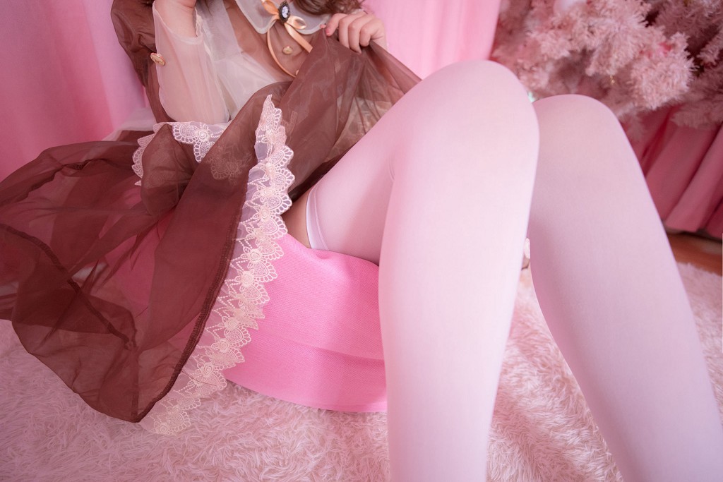 神樂坂真冬《愛的迷宮》 [福利Cosplay] 寫真集[150P