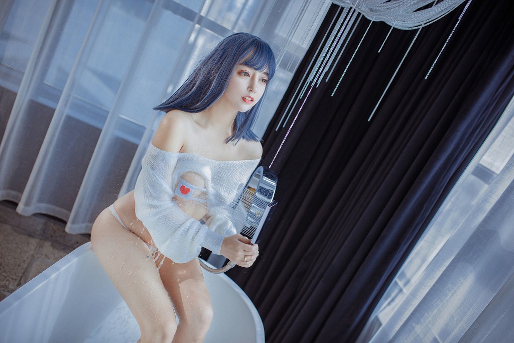 米线线sama 《浴缸》 [Cosplay少女] 写真集[23P]