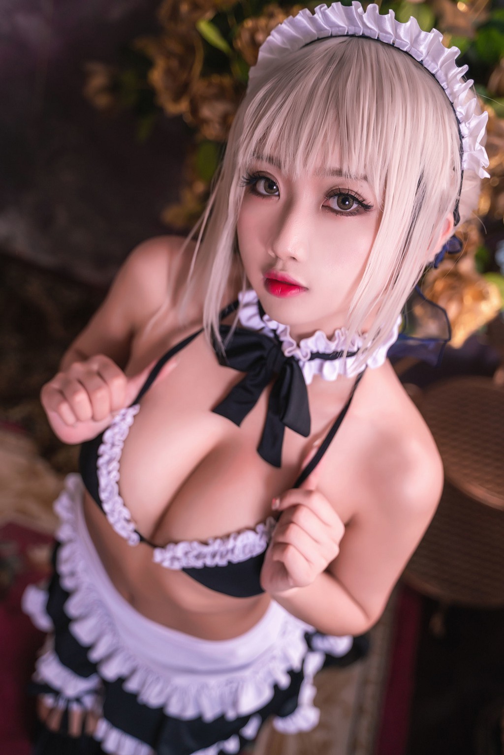 鬼畜瑶在不在w《黑絲女僕》 [Cosplay福利] 寫真集[26P