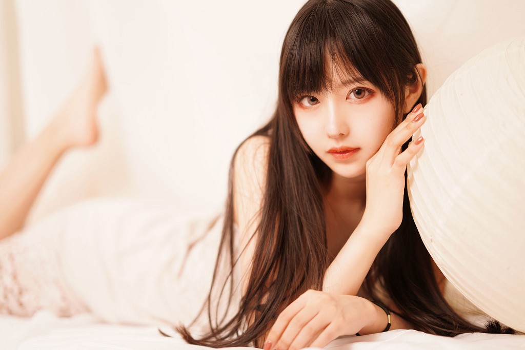COSER Tiểu Lộc Lộc Shika "Cô Gái Tóc Dài" [Cosplay Phúc Lợi] Sổ ảnh [41P