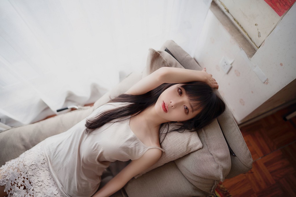 COSER Tiểu Lộc Lộc Shika "Cô Gái Tóc Dài" [Cosplay Phúc Lợi] Sổ ảnh [41P
