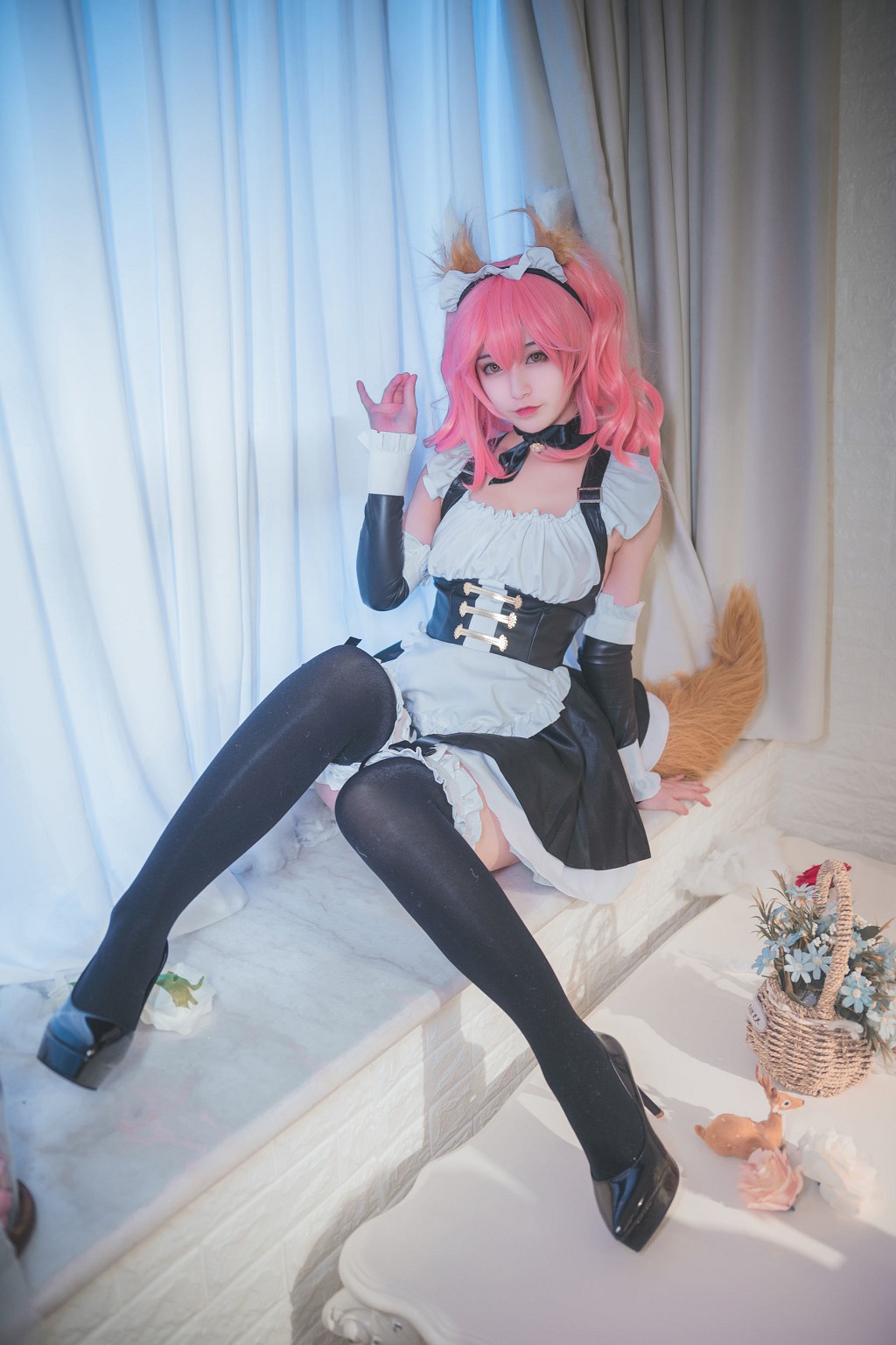 COSER Guichu Yao "Yu Zao Qian Nu Pu" [Cosplay Welfare] Photo Book [29P