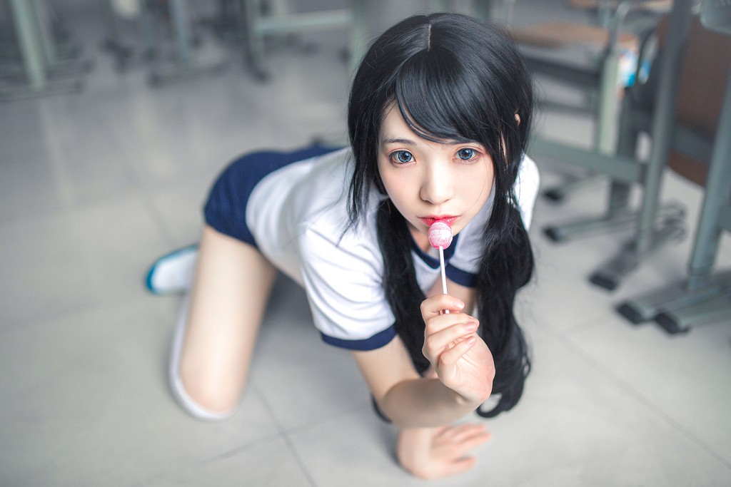 疯猫ss《体操服白絲》 [ロリータCOS] 写真集[46P