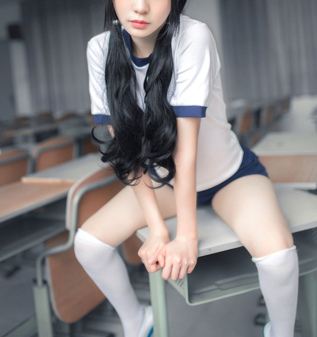 Feng Mao ss "Gymnastics Uniform White Silk" [ belle ta COS] Photobook [46P