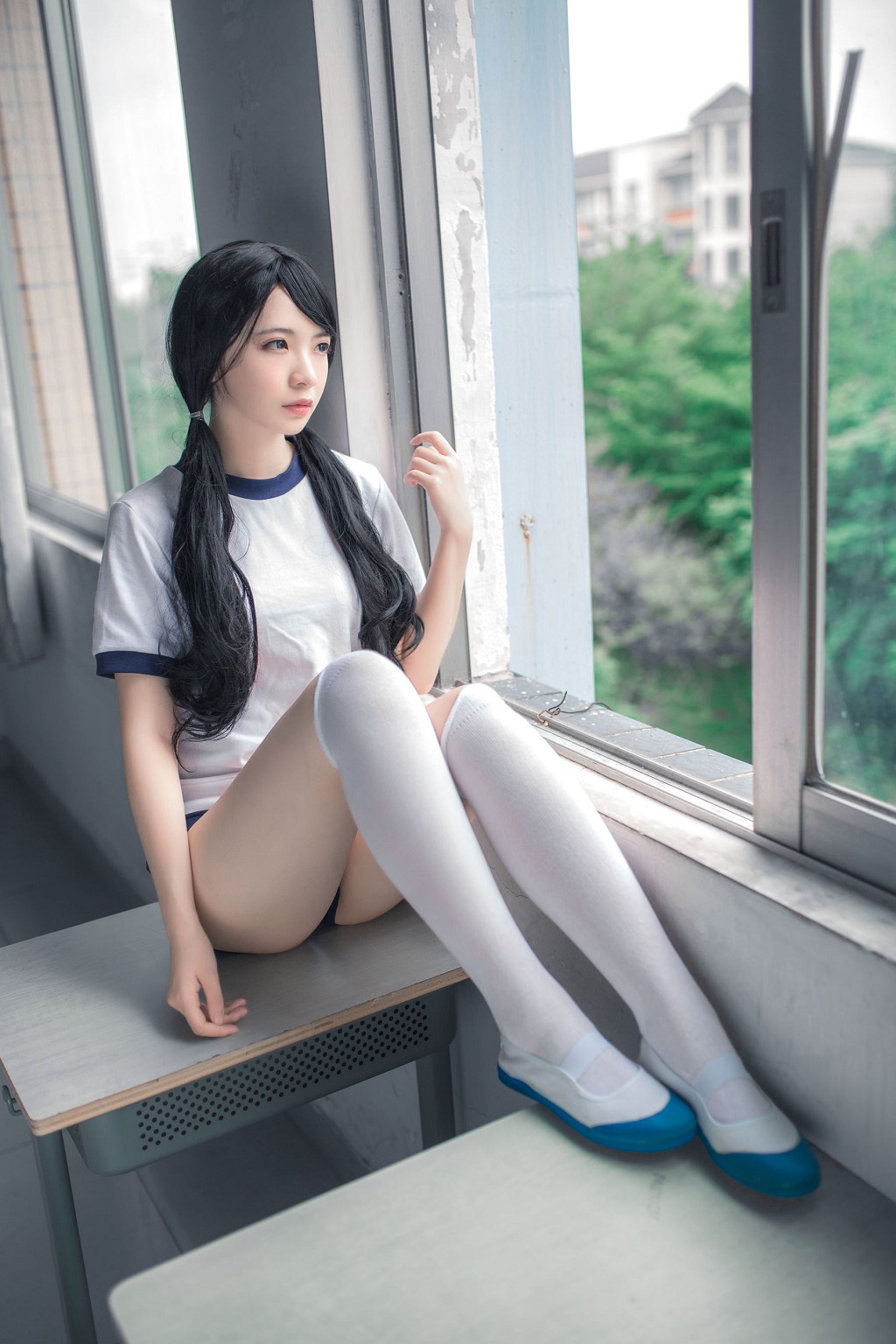 疯猫ss《体操服白絲》 [ロリータCOS] 写真集[46P