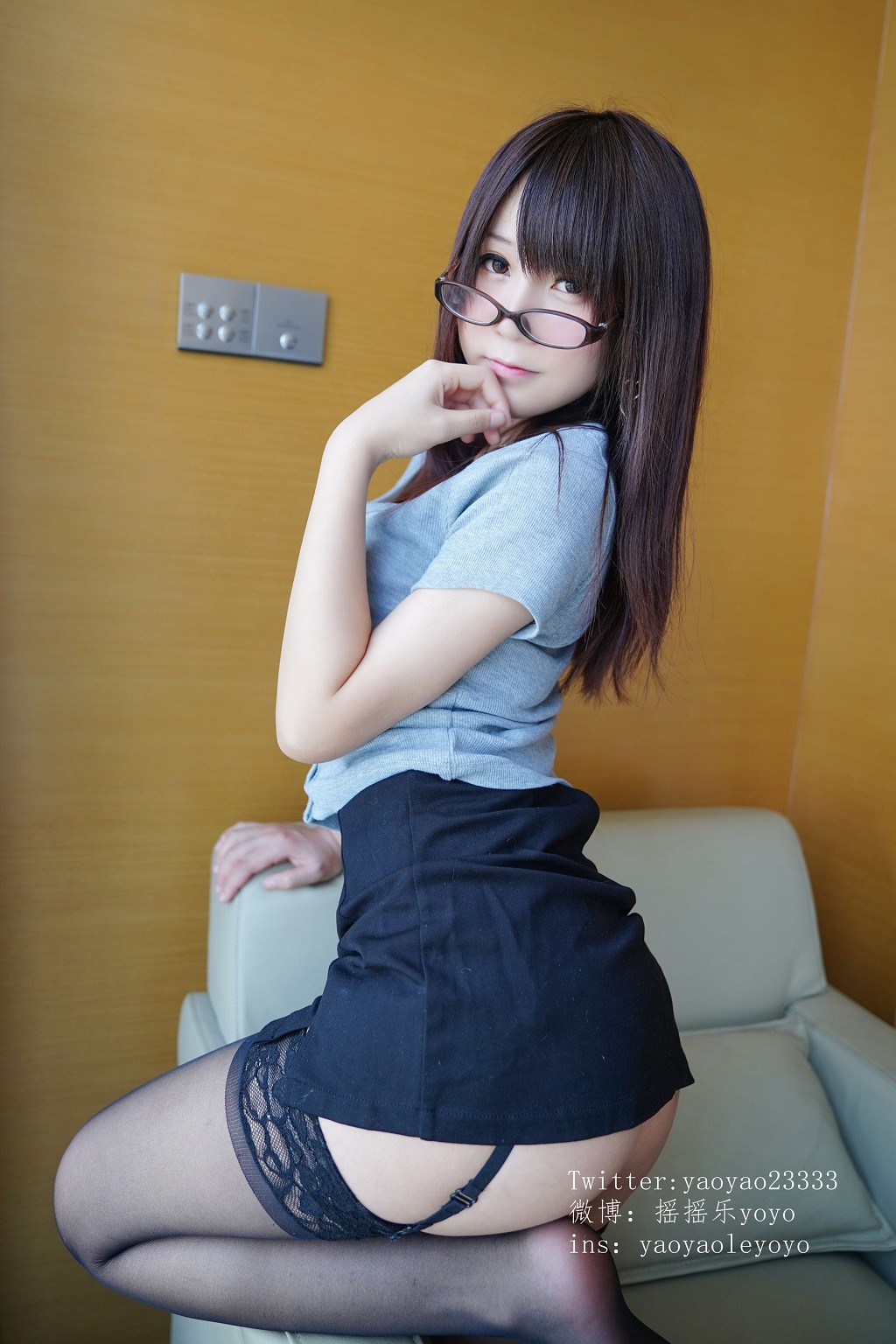 コーサー ヤオヤオレ ヨーヨー 『制服お姉さん』 [Cosplay サービス] 写真集 [150P