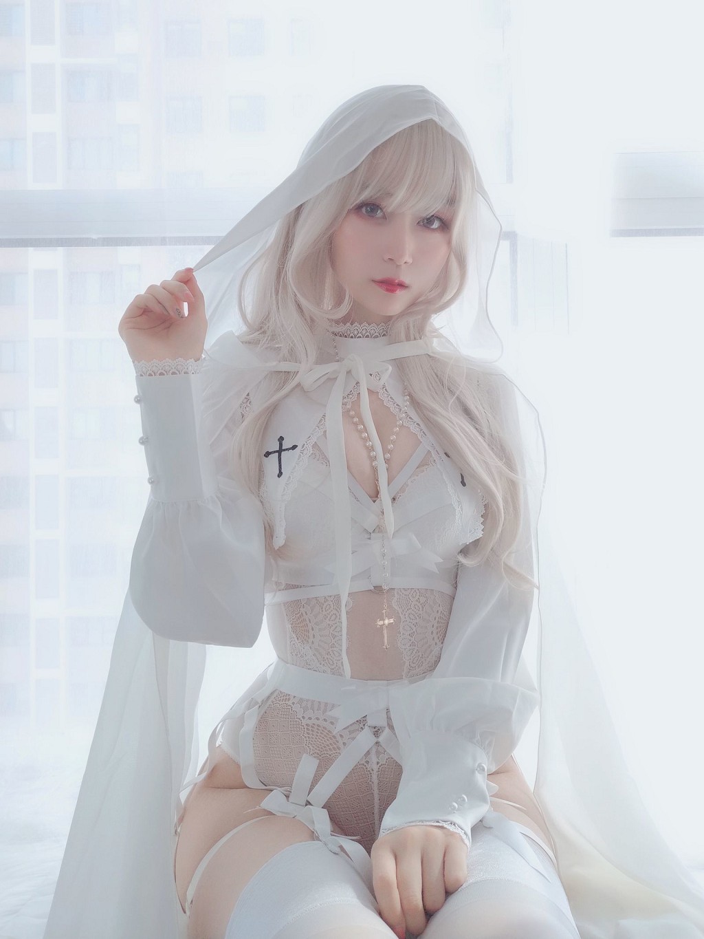 COSER Baiyin 81 "Pure White Saintess" [Cosplay Girl] Photo Book [56P