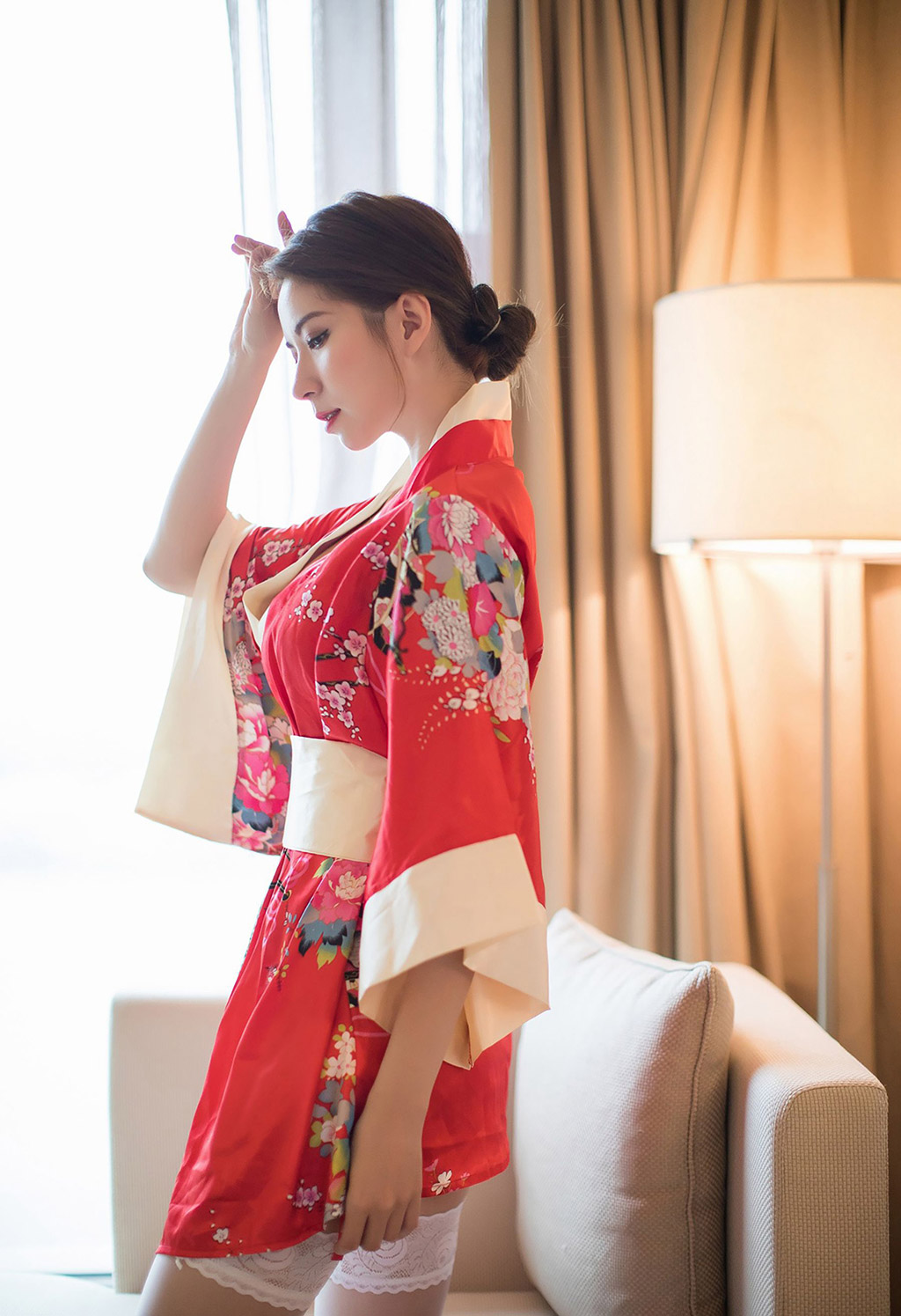 陳良玲性感的和服蕾絲美腿私房魅惑