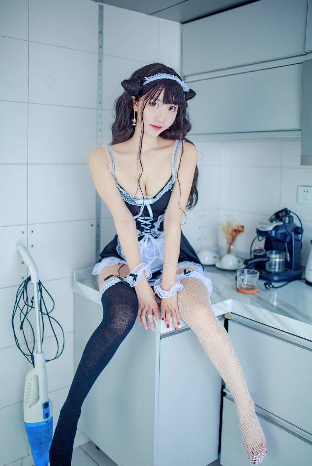 COSER Hắc Xuyên 《Trang phục Nữ hầu Quỷ nhỏ》 [Cosplay Thiếu nữ] Tập ảnh [26P