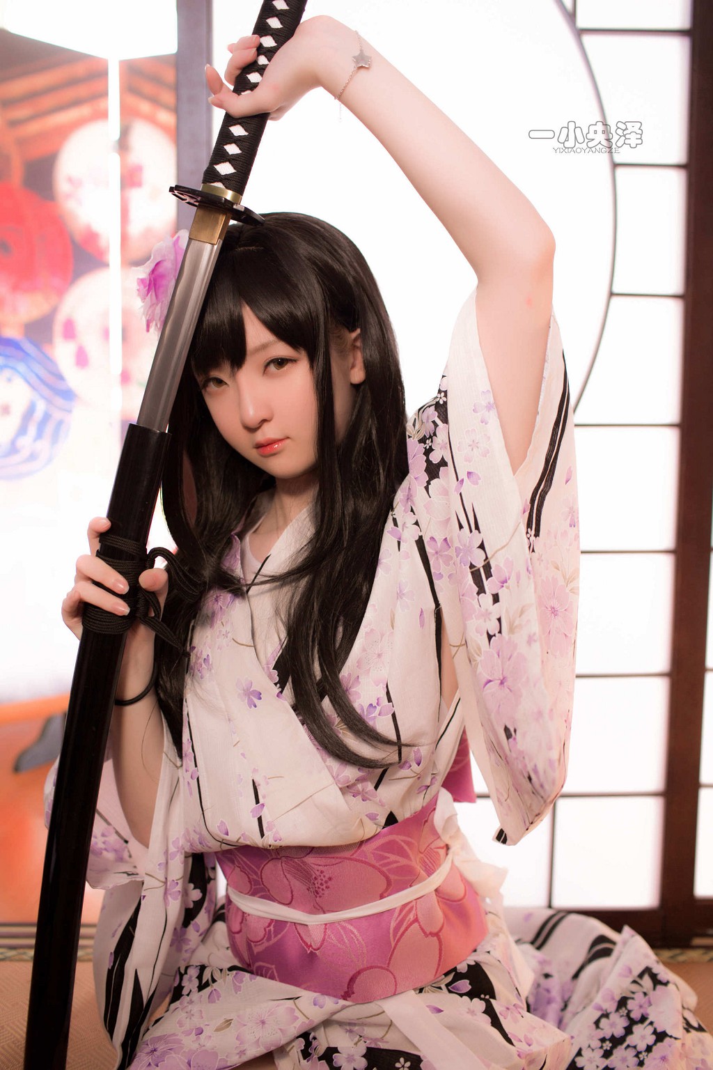 Yi Xiao Yang Ze 《Áo kimono và tất ngắn》 [Cosplay mỹ nữ] Tập ảnh [41P