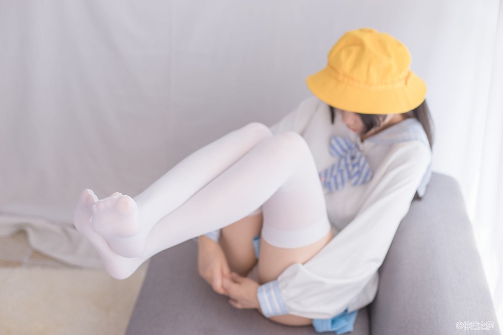 《노란 모자 여학생의 흰 실크》 [청란영화] SPL.008 사진집[98P