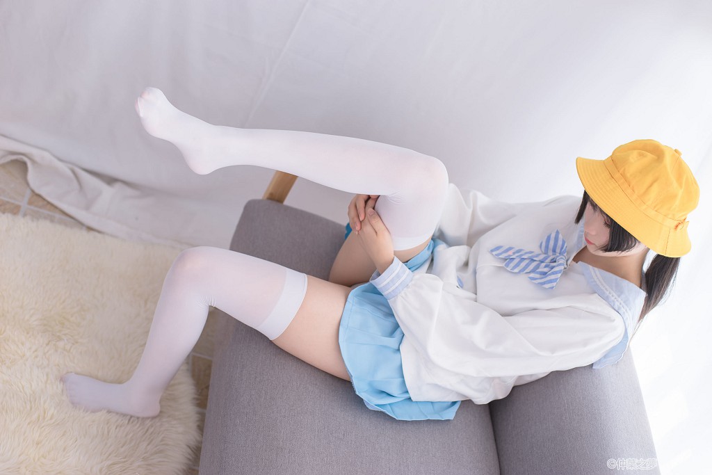 《노란 모자 여학생의 흰 실크》 [청란영화] SPL.008 사진집[98P