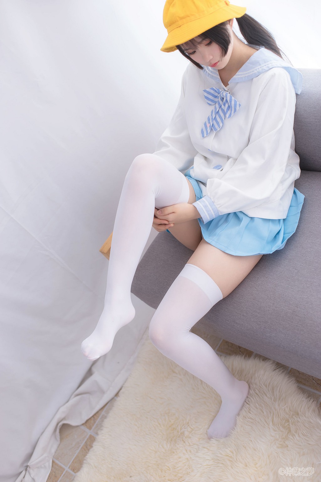 《노란 모자 여학생의 흰 실크》 [청란영화] SPL.008 사진집[98P