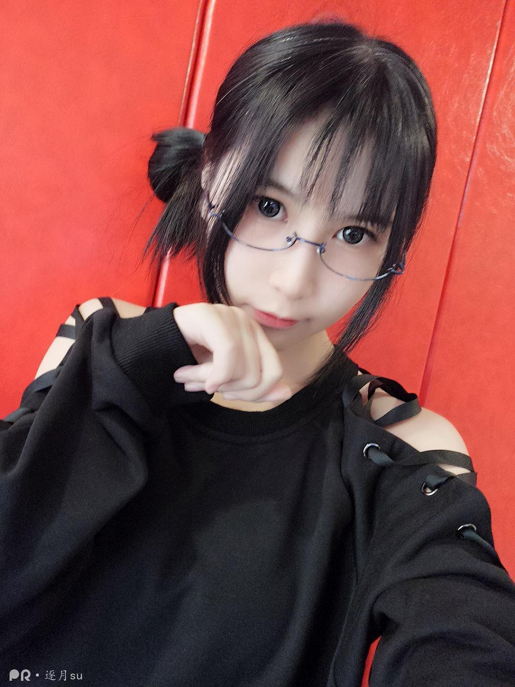 コーサー逐月ス《ピーアール社作品集》 [コスプレ美少女] 写真集[98P