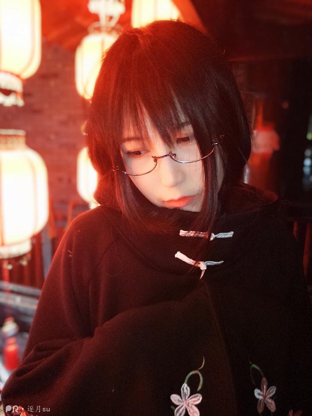 コーサー逐月ス《ピーアール社作品集》 [コスプレ美少女] 写真集[98P