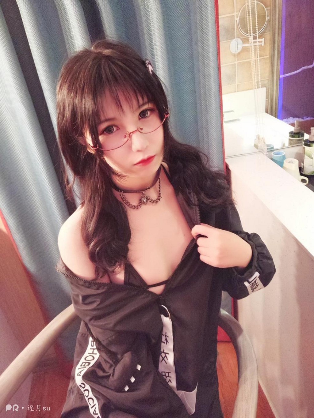 COSER逐月su's "Pr Company Works Collection" [Cosplay Beautiful Girl] Photo Book [98 Pages