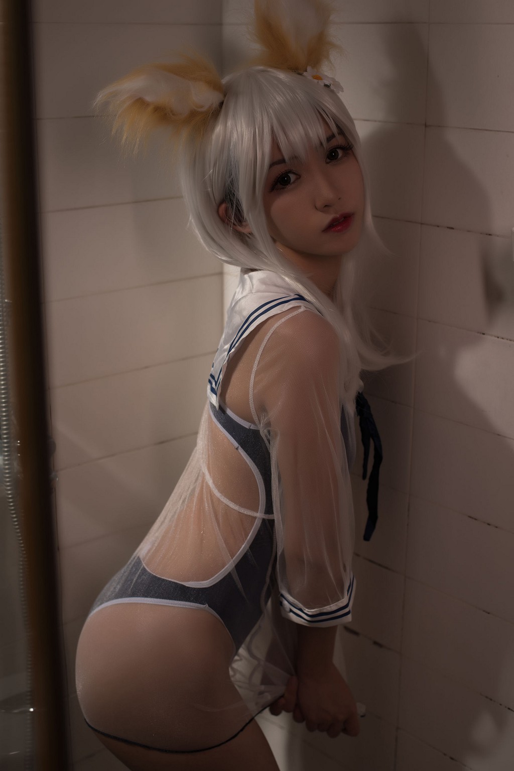 Eel Fish Fei Er's "Beast Ears White Lace Erotic Wet Body Temptation" [Cosplay Beauty] Photobook [29P