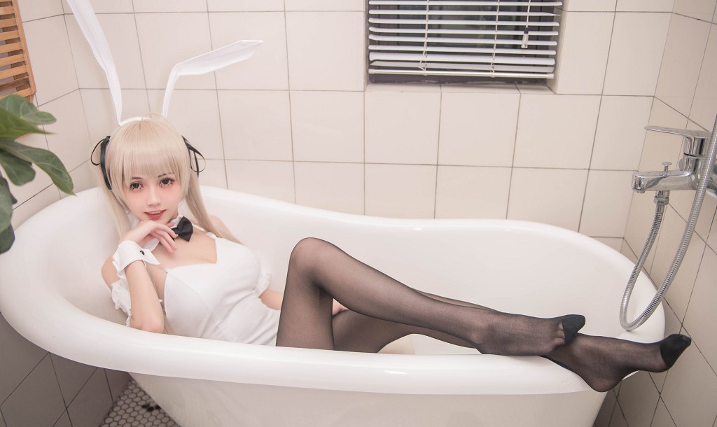 COSER của bạn Nữ thần 《Yêu Đương Áo Tắm Cung Mê Thỏ Nữ Lang》 [Cosplay Phúc Lợi] Tập ảnh [36P